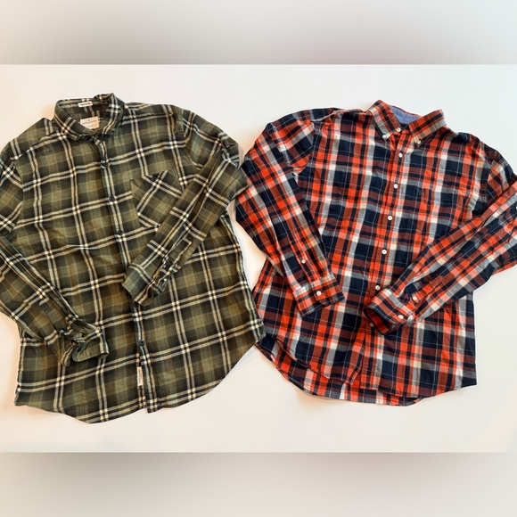 2 American Eagle Plaid button down Shirts - Picture 1 of 12